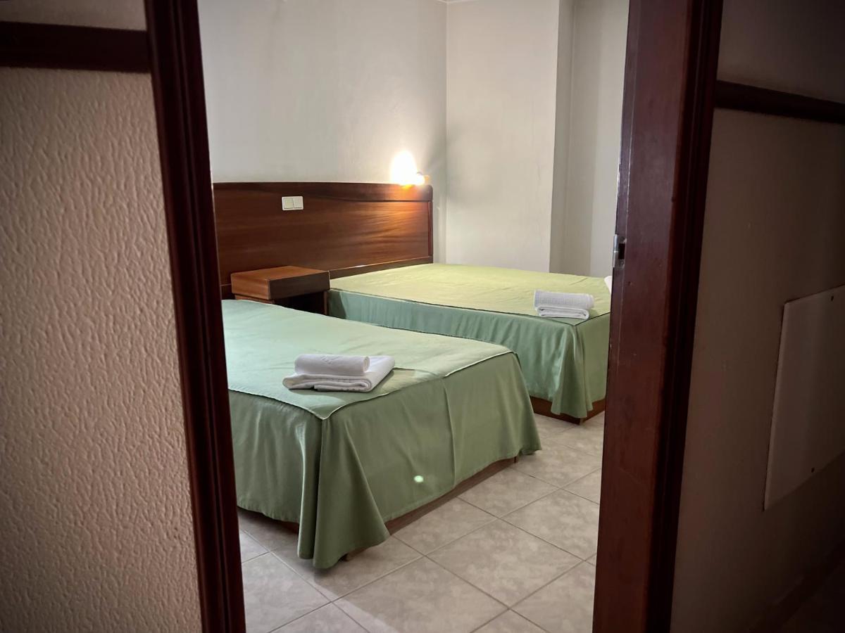 Residencial Casa Velha Hotel Pampilhosa da Serra Luaran gambar