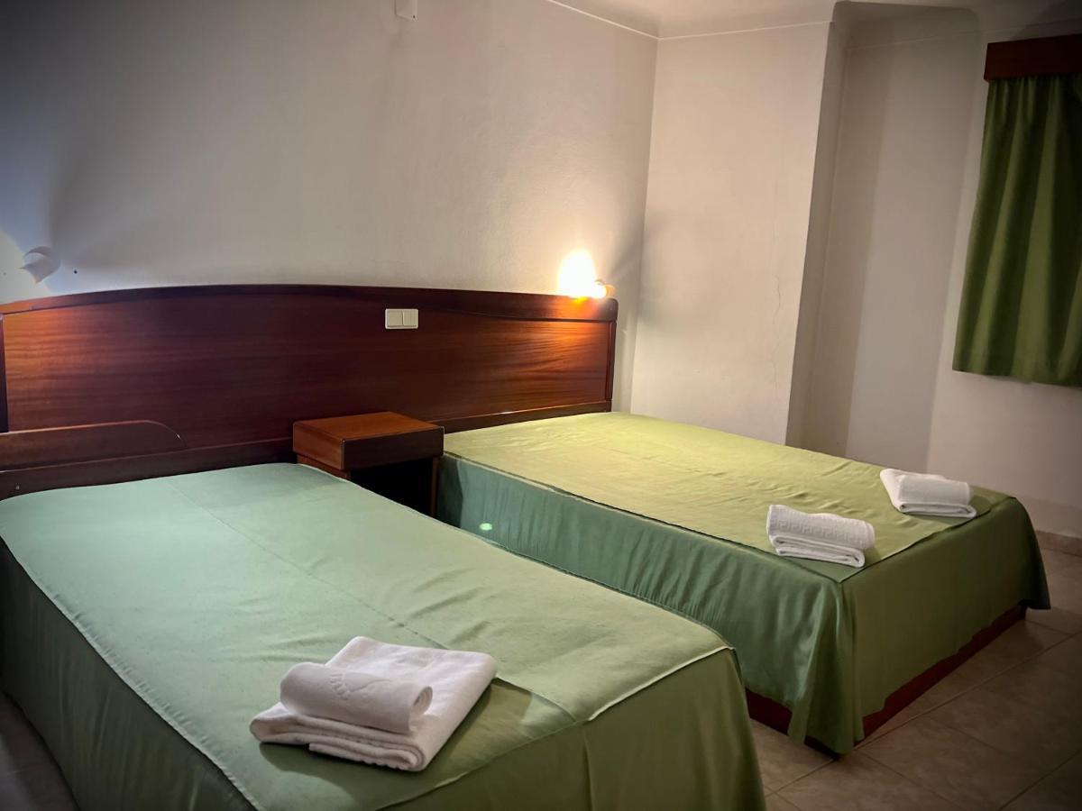 Residencial Casa Velha Hotel Pampilhosa da Serra Luaran gambar